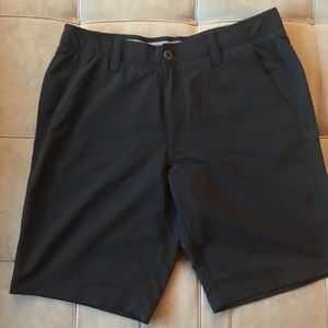 Under Armour golf shorts